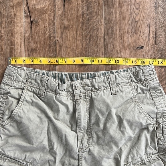 Calvin Klein Jeans Khaki Utility Cargo Shorts - Picture 6 of 7